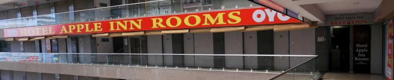 Oyo Hotel Apple Inn Surat Esterno foto